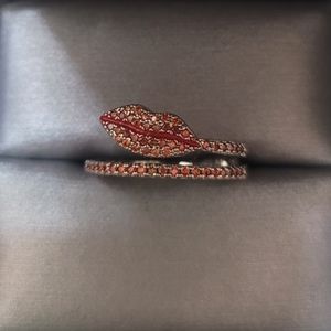 Fragrant Jewels Scandalous Ring